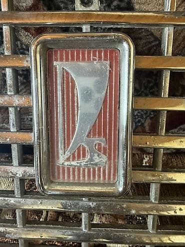 vaz 2106 sidenyalari: VAZ (LADA) Vaz 21011, 1984 il, Rusiya — 2