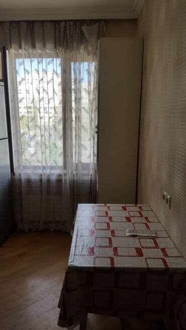 podmayak mənzillər: Yasamalda Ats iran klinikasına yaxın 5 mertebeli binanın 4-cü — 7