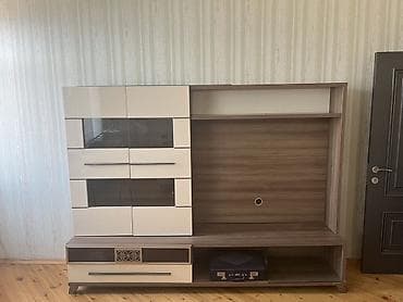 Mebel TV stendi və vitrinli modul - Material: laminat/MDFlam