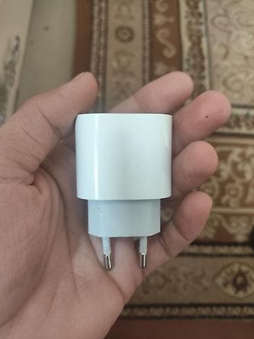 Adapter Apple, 5 Vt, İşlənmiş — 1
