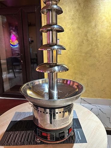 döner yeri: Paslanmayan poladdan şokolad fəvvarəsi - 5 mərtəbəli “pagoda” tipli — 2