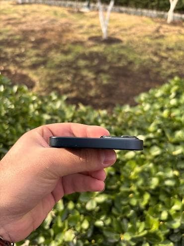 nokia 8800 yeni: IPhone 13, Qara, Face ID — 4