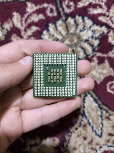 kamputur: Prosessor Intel Pentium 4 SL6PF, 2-3 GHz, 1 nüvə, İşlənmiş — 2