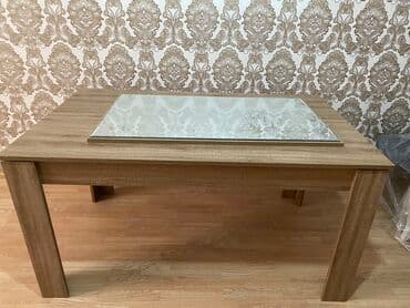 Güzgü stolun deyil dekor ucun qoyulub