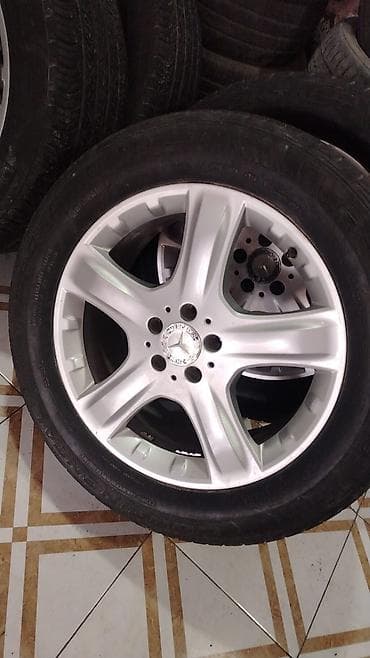 e60 m5 disk: Mercedes-Benz orijinal 5 şüalı yüngül lehimli disk və şin dəsti — 2