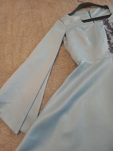 vecerni donlar: Zərif açıq mavi rəngdə qısa ziyafət/gecə donu. 1 dəfə geyinilib. Özəl — 3