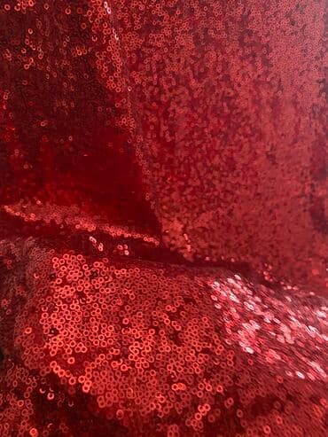 işlenmiş eşyalar: Toy paltarı biserlidi(amma çox incədi)42,4446razmere — 2