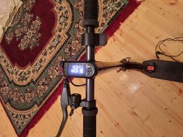 электроскутер в баку: İşlənmiş Elektrik samokat 10", ≤ 250 Vt, 16 - 25 km/s — 1