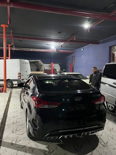 sumqayitda heyet evleri per page 100: TƏCİLİ. Hyundai Elantra ili-2011 vin 2012 Mühərrik-1.8 Benzin — 4