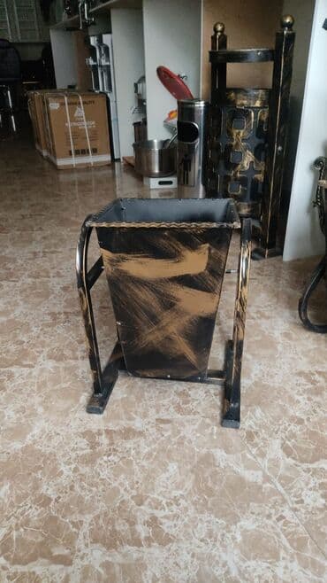 sutlac qablari: Zibil qabi Tullantı qabi Ferqli çeşidlər mövcuddur Qiymət çeşidinə — 2