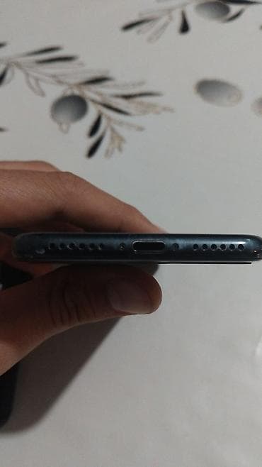 tap az texnika: IPhone 7, 128 GB, Qara, Barmaq izi — 4