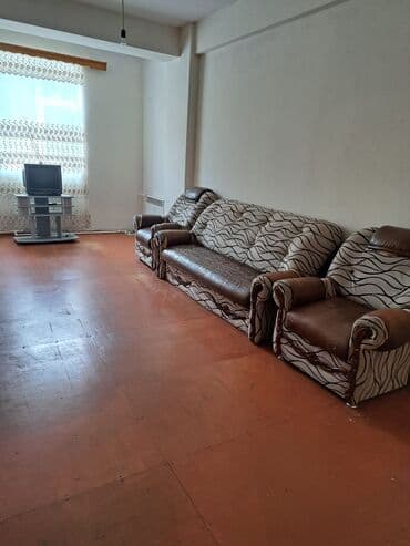 koroğluda kiraye ev: Bakixanov qəsəbəsi(Razin),Razin talkuçkasın yanında olan,2/11 — 6