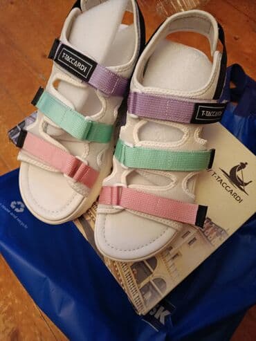 лето в пионерском галстуке купить бишкек: T.Taccardi qadın/körpə sandal modeli - Rəng: ağ baza, pastel rəngli — 1