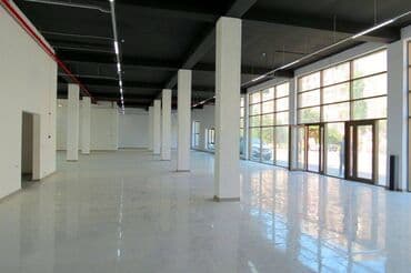 korpu mərasim evi: Hər profilə uyğun. 1500 Kv.m Yeni təmirdən çıxmış qabağı tam şüşəli 2 — 10