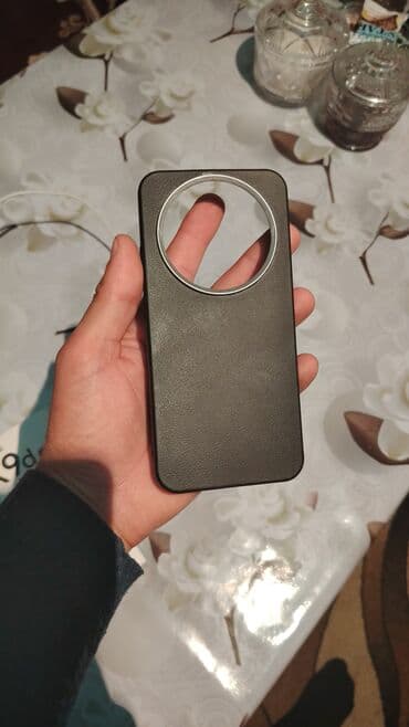 продаётся ноутбук запечатанный абсолютно новый привозной из америки: Honor X9c, цвет - Красный, Две SIM карты — 7