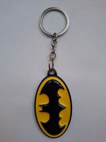 Qazanlar: Batman mövzulu açarlıq - Dizayn: Sarı fon üzərində qara, relyefli — 1