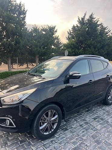 p4 disk: Hyundai ix35, qara rəng, şəhər və ailə istifadəinə uyğun yığcam — 9
