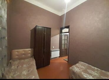 lokbatanda 1 otaqli ev: Geniş və mebel ilə təchiz olunmuş kirayə mənzil. Xüsusiyyətlər: - 1 — 5