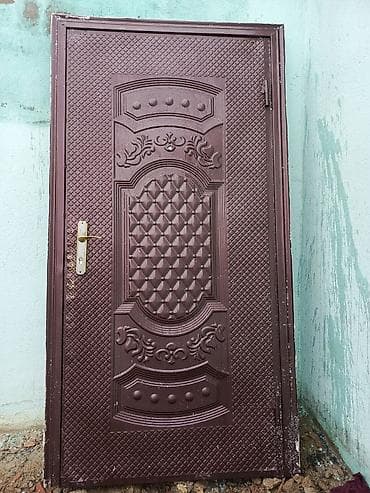 ванна чугунная 180 см: Qapi satilir az islenib eni 1 metr hunduru 2 metr — 1