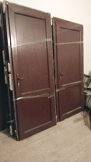 plastik gapı: İşlənmiş Plastik qapı Ünvandan götürmə — 1
