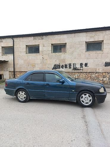 ikinci el guzguler: Mercedes-Benz sedan (W202 C-Class) - Kuzov: 4 qapılı sedan, tünd mavi — 4