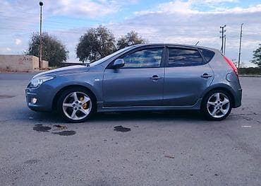 raf 4: Hyundai i30: 1.4 l | 2011 il Hetçbek — 4