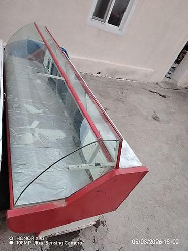 ‼️ islenmis vitrin soyducu Tam islekdir Uzunluğu 2.5 metr 💰450 azn 💰