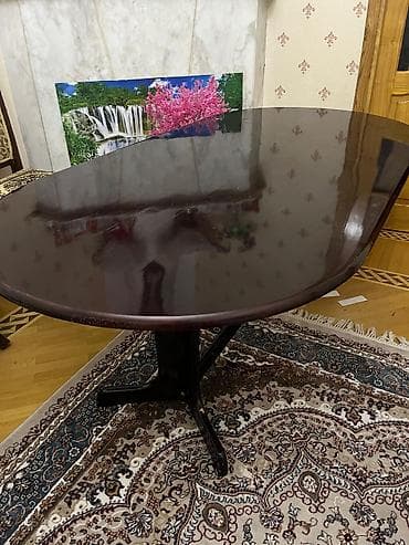 Qonaq masası, Açılmayan, Taxta, Oval masa