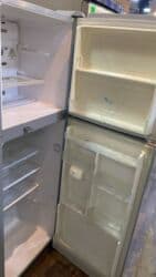 iki qapılı soyuducu: İki qapılı soyuducu (üstdə dondurucu) - Rəng: gümüşü/boz korpus - — 2