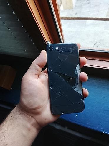 Elektronika: IPhone SE 2020, 64 GB, Qara, Qırıq — 4