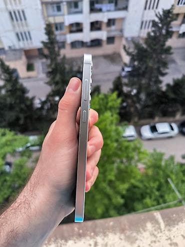 a 51 telefon: Samsung Galaxy S24+, 256 GB, rəng - Ağ, İki sim kartlı — 3
