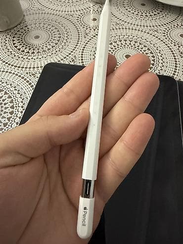 i7 processor: Apple iPad Pro (qələm ilə 600, tək ipad 500 ) - Model: iPad Pro — 5