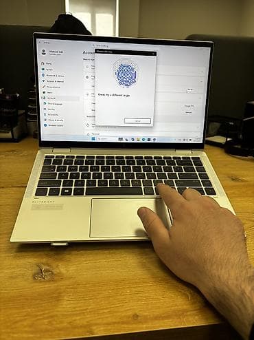 hp g7: HP EliteBook, 14 ", Intel Core i7, 512 GB — 8