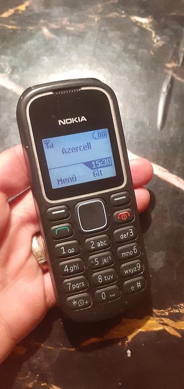 silver et ceken: Nokia 1, < 2 GB Memory Capacity, rəng - Qara, Zəmanət, Düyməli — 3