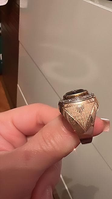 kişi qızıl uzuk: Üzük — 3