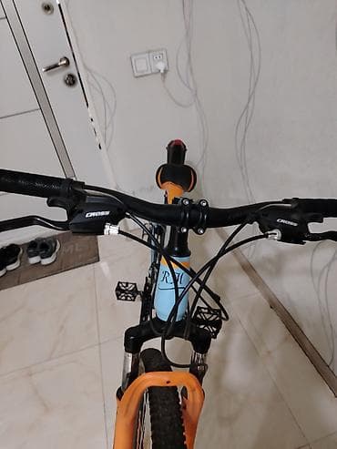 anmier velosiped: CROSS GTA dağ velosipedi - Çərçivə: yüngül alaşımlı, mavi-narıncı — 2