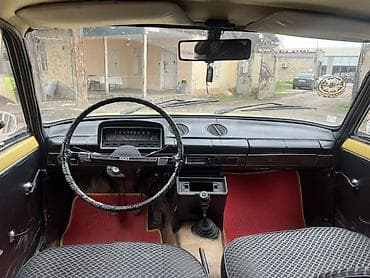ucuz maşınar: Model: VAZ 2101 “Jiquli” Kuzov: sedan, 4 qapı Rəng: sarı Ön-arkalı — 8