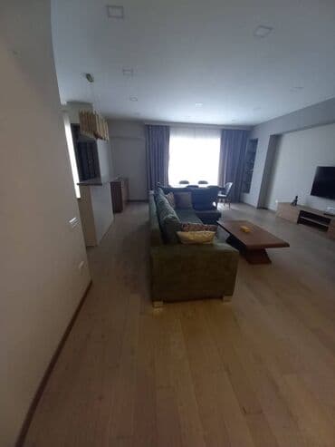 biləcərdə kirayə ev: Nəsimi rayonu (Səməd Vurğun küçəsi), 28 may metrosu tərəfdə inşa — 23