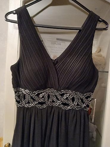 Zərif uzun qara ziyafət geyimi - Model: maxi uzunluqda, V-kəsimli