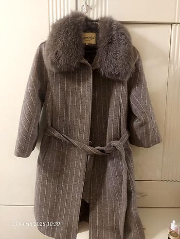 300azn alınıb 50 azn satılır 40 42 olcu - Brend: Harmoniya - Rəng