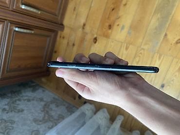 manqal satisi: IPhone 7, Qara, Barmaq izi — 2