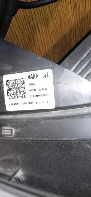 samsung es 8: Sol, Hyundai, 2023 il, Orijinal — 2