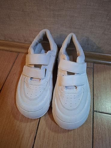 2020 krasovkalar: 37 ölçü, hec bir problemi yoxdur - Rəng: tam ağ - Bağlanma: ikiqat — 3