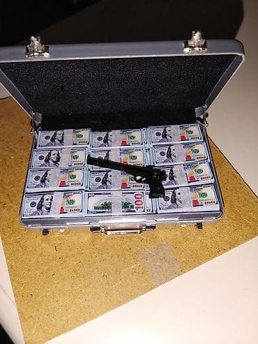 Mini aksesuar dəsti – metal mini çamadan, “nağd pul” maketləri və mini