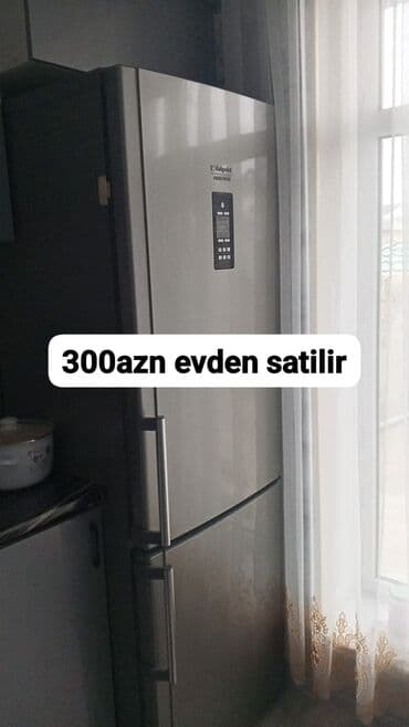 Миксеры: 3 двери Hotpoint Ariston Холодильник Продажа, цвет - Серебристый — 1