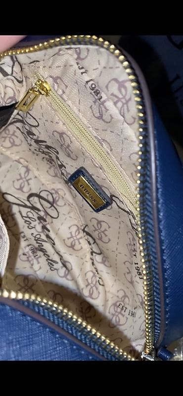 Аксессуары: ✨ GUESS 1981 ÇANTA ✨ 💙 Zərif və bahalı görünüş sevənlər üçün! ✔️ — 2
