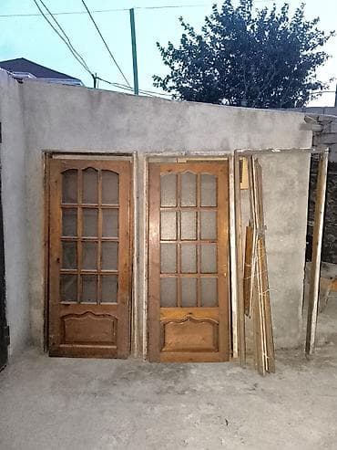 Taxta şüşəli otaq qapıları – 2 ədəd - Material: təbii ağac karkas lalafo.az -da Taxta şüşəli otaq qapıları – 2 ədəd - Material: təbii ağac karkas