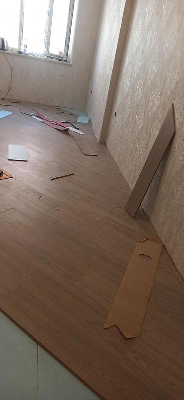 lami̇nat ustasi: Laminat ustasıyam 10 ildi bu işi görürəm pola aid her işi görürəm — 8