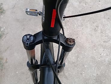 29 Mercury Velo Hərbirşey işləkdir Az işlənilib Telefonla Barter