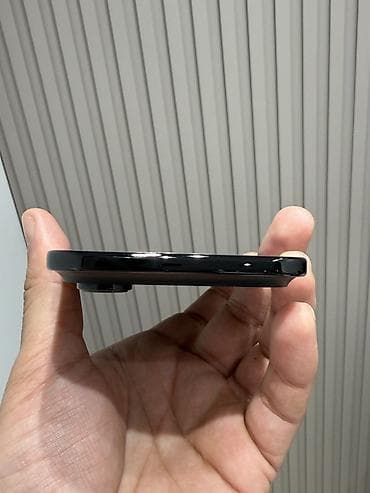 iphone 13 pro xr: IPhone Air, 256 GB, Black Titanium, Simsiz şarj, Sənədlərlə, Face ID — 5